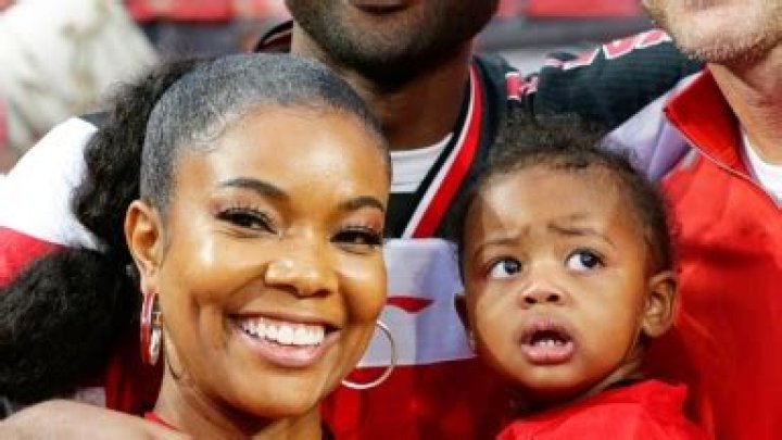 Gabrielle Union’s Daughter Kaavia, 2, Flashes A Smile At 1st Soccer Practice: Watch