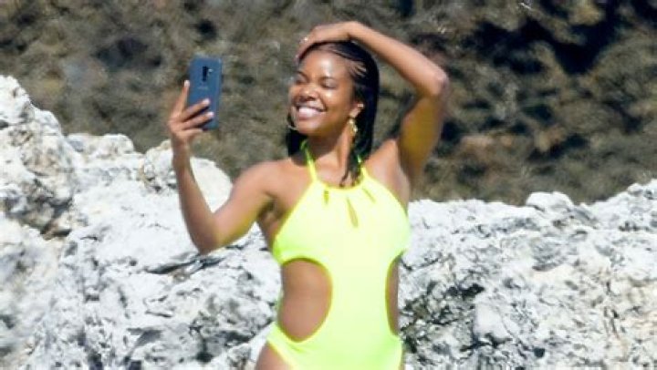 Gabrielle Union Dances In Green Bikini By The Pool: Video – Hollywood Life