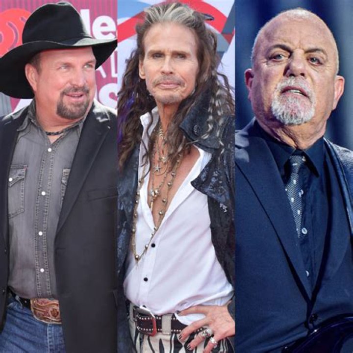Garth Brooks Says He Showered With Steven Tyler At Billy Joel Concert – Hollywood Life