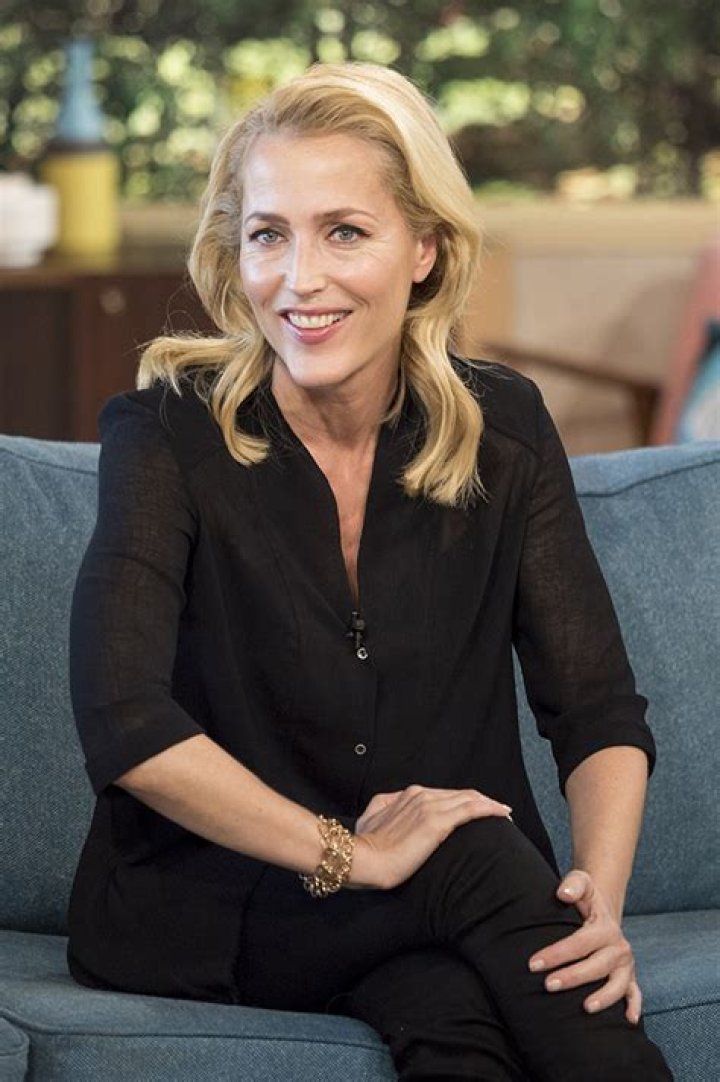 Gillian Anderson — PICS