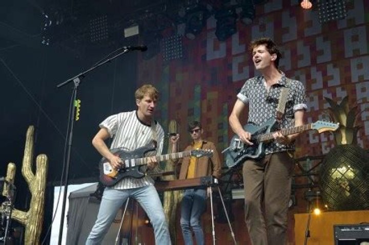 Dave Bayley Talks ‘Agnes’ & More – Hollywood Life