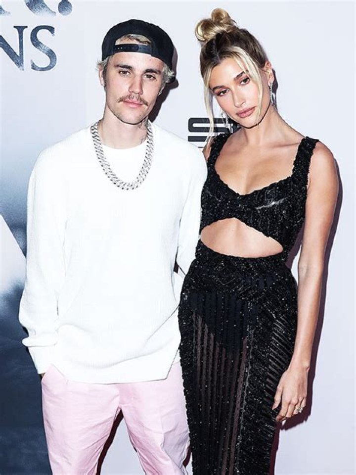 Hailey Baldwin & Justin Bieber Married Young — She Defends Decision – Hollywood Life