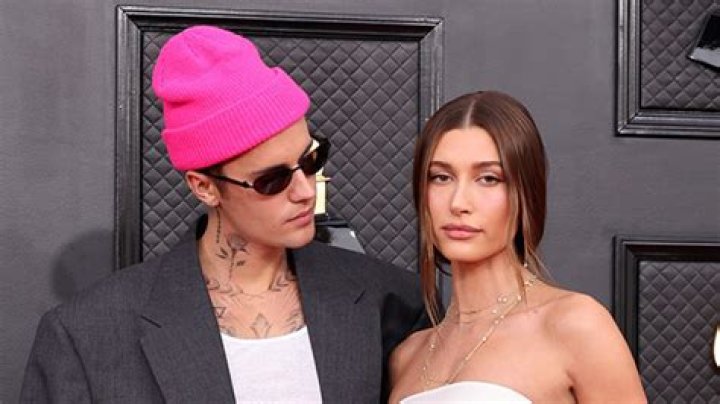Hailey Bieber Shuts Down ‘Wrong’ Theories About Her & Husband Justin: ‘Land of Delusion’