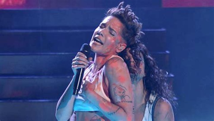 Halsey Defends Dance With Jade Chynoweth On ‘The Voice’ After Viewers Call It ‘Inappropriate’