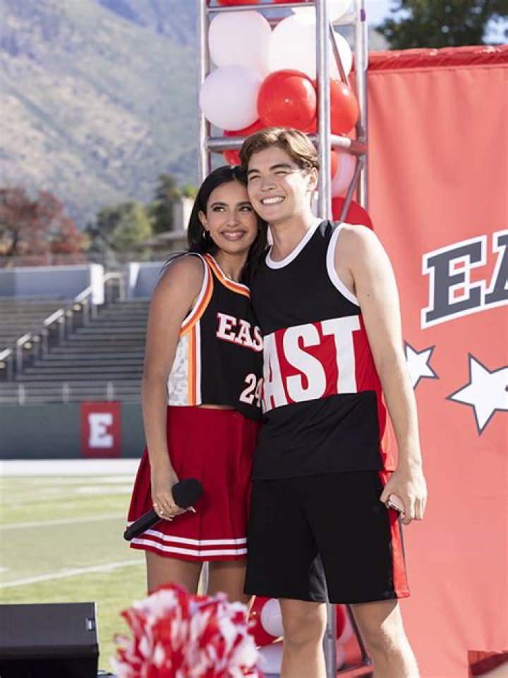 ‘High School Musical’ Show Star Teases Season 4 & More: Exclusive – Hollywood Life