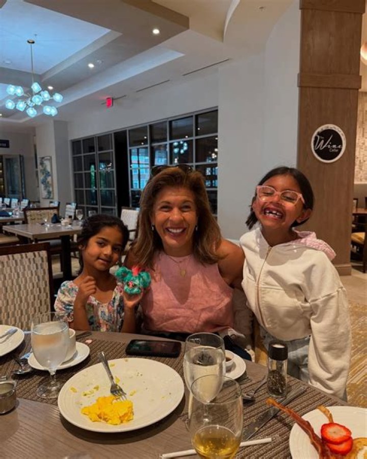 Hoda Kotb Seen In 1st Photos Since ‘Family Health Matter’ Reveal – Hollywood Life