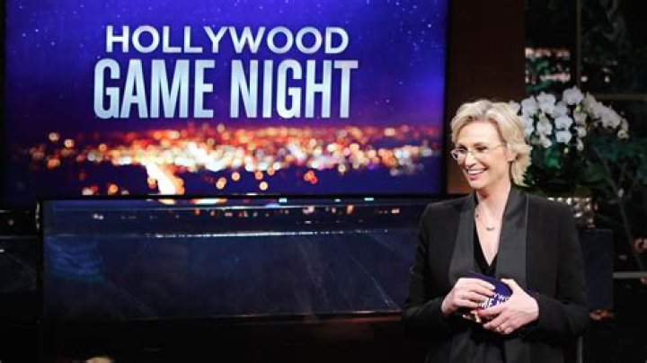 ‘Hollywood Game Night’ Sneak Peek: The Chrisleys Taunt Nikki Glaser During A Challenge