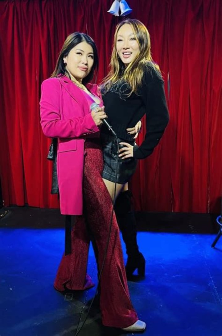 Hottest Celebrity Pics This Week Of Dec. 26 – Jan. 01: Peter Weber & More