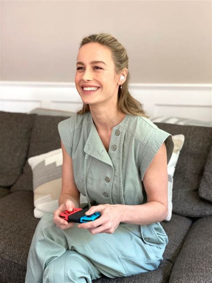 Hottest Celebrity Pics This Week Of June 14-20: Brie Larson & More