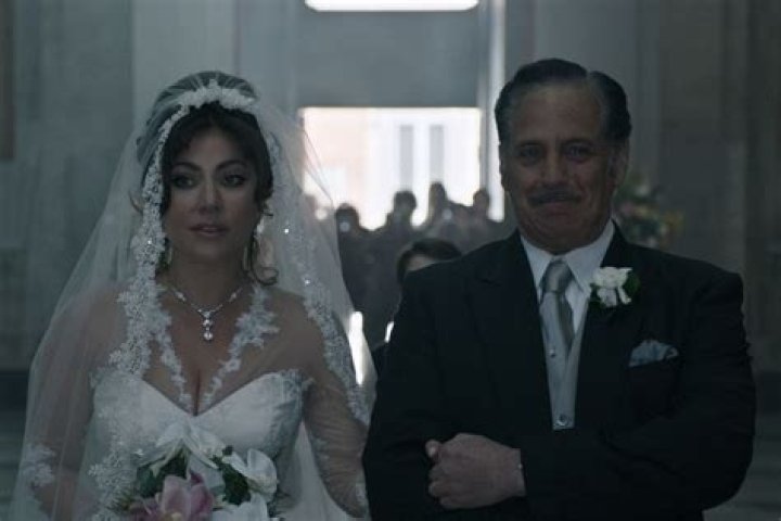 Photos Of The Cast On Set – Hollywood Life