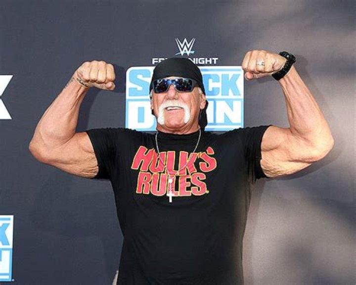 Hulk Hogan Seen Walking After Rumors He Was Paralyzed From Surgery – Hollywood Life