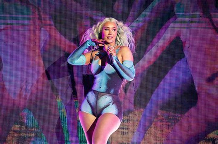 Iggy Azalea Is Dripping In Diamonds In Music Video For ‘Money Come’ – Hollywood Life