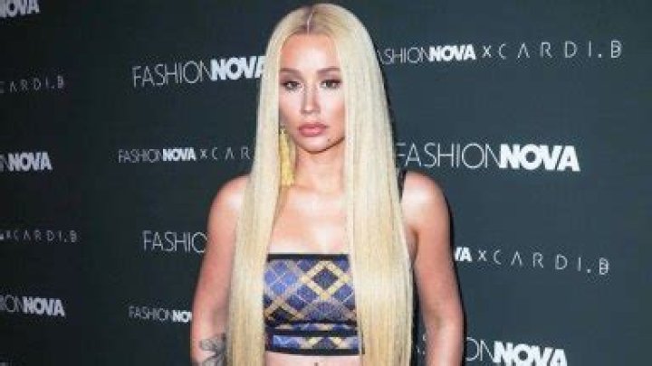 Iggy Azalea Does Irish Jig Dance In New TikTok Video: Watch – Hollywood Life