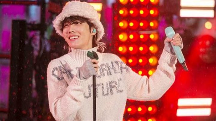J-Hope Performs Live On ‘New Year’s Rockin’ Eve’ Solo, Without BTS – Hollywood Life