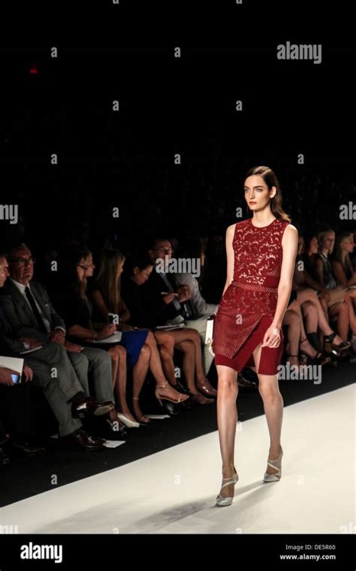 J.Mendel Fashion Week Pics — NYFW: Fall 2014 Collection