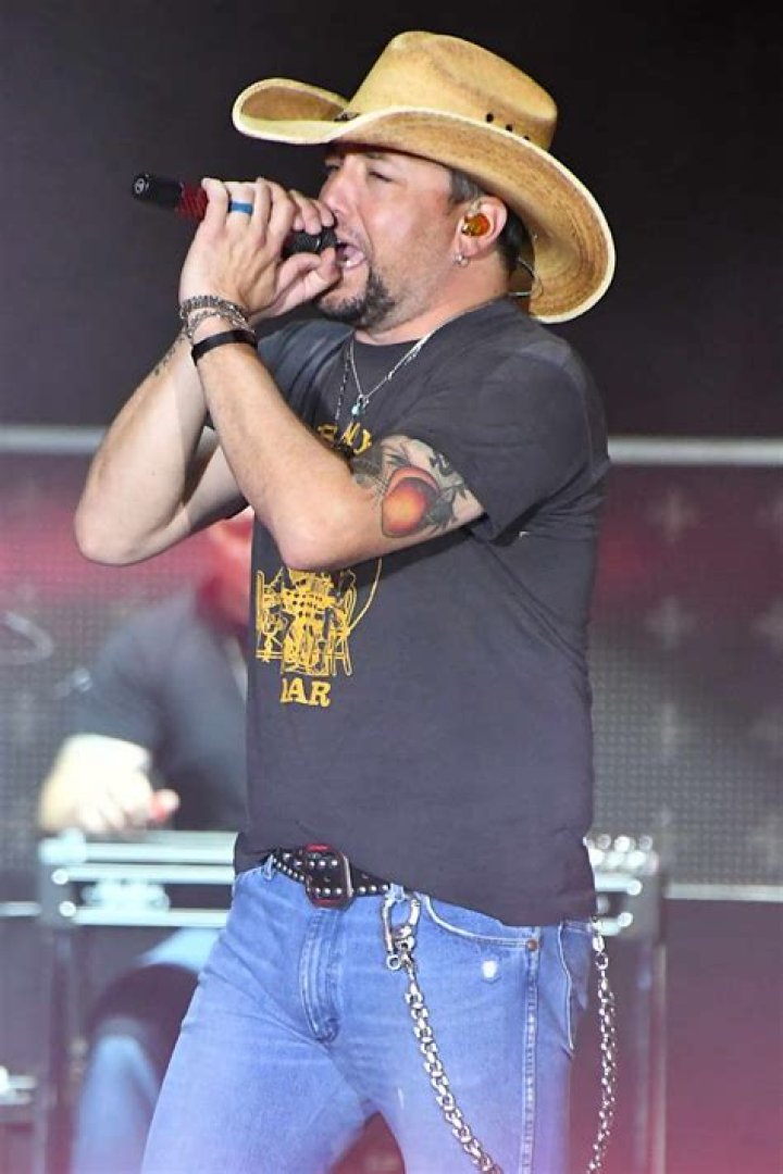 Deaths At His Concerts — Las Vegas & More – Hollywood Life