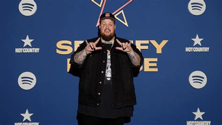 Jelly Roll Books First-Ever International Tour Dates Following Past Legal Troubles