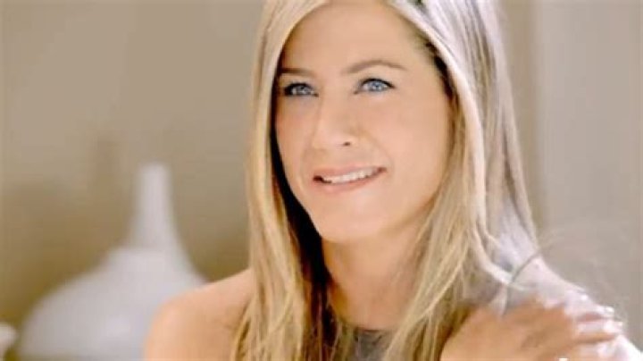[VIDEO] Jennifer Aniston’s Aveeno Commercial — Watch Her First Ad – Hollywood Life