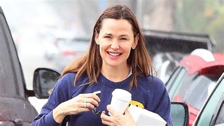 Jennifer Garner Goes Makeup-Free On A Coffee Run In Her Sweats While Out In LA