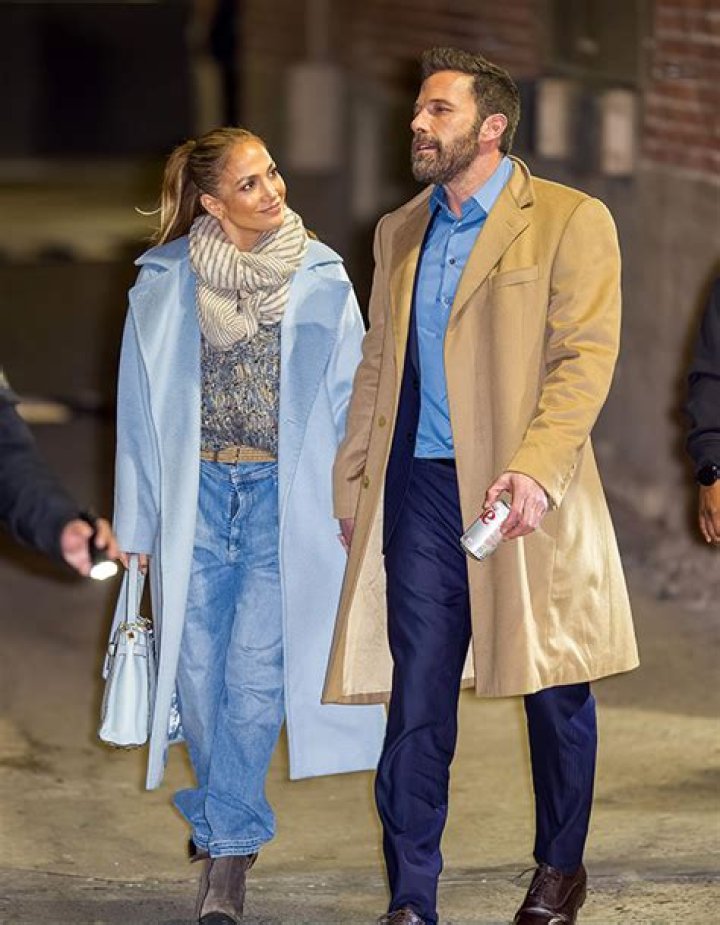 Jennifer Lopez Playfully Claps Back After Hoda Kotb Asks Her About Ben Affleck Romance
