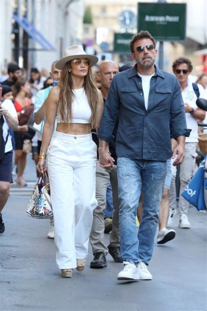 J.Lo, 52, Rocks Matching Crop Top & Pants While Out With Daughter Emme, 13, On Ben’s 49th Birthday
