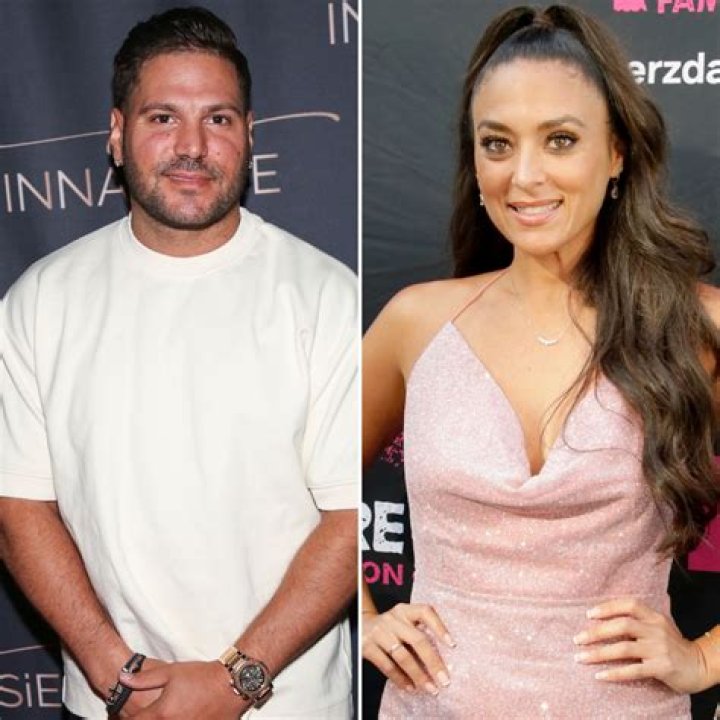 'Jersey Shore' Recap: Snooki Pees On Herself & Mike The Situation Thinks The House Hates Him