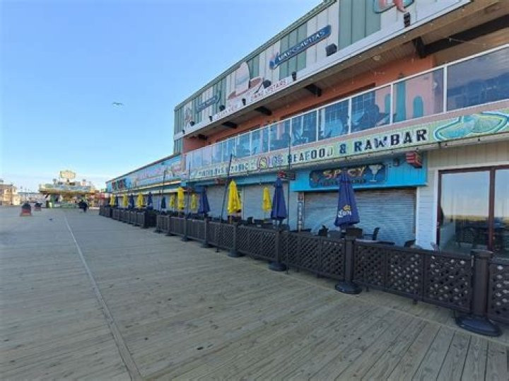 ‘Jersey Shore’ Preview: Angelina Makes A Last Minute Wedding Invite As The Group Returns To Seaside