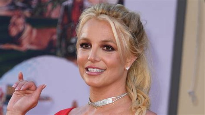 Jessica Simpson Confesses She Can’t Watch Britney Spears Doc: It ‘Gives Me Anxiety’