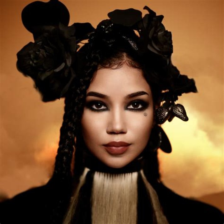 She Seemingly Disses Big Sean On New Track – Hollywood Life