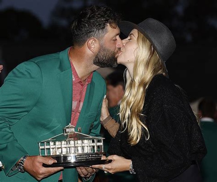 Jon Rahm & Wife Kiss After His Masters Win: Photos – Hollywood Life