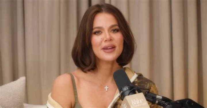 Julia Fox Revealed She’s A ‘Die-Hard’ Kardashians Fan 2 Weeks Before Meeting Kanye West