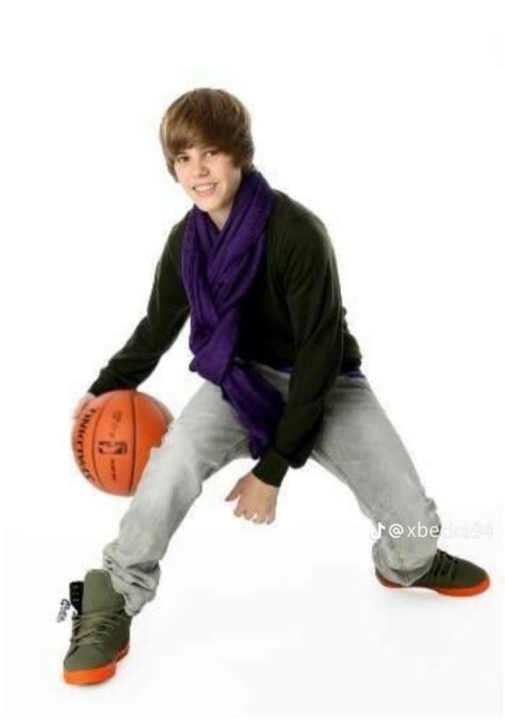 Justin Bieber ‘Hold Tight’ Description — For Selena Gomez? – Hollywood Life