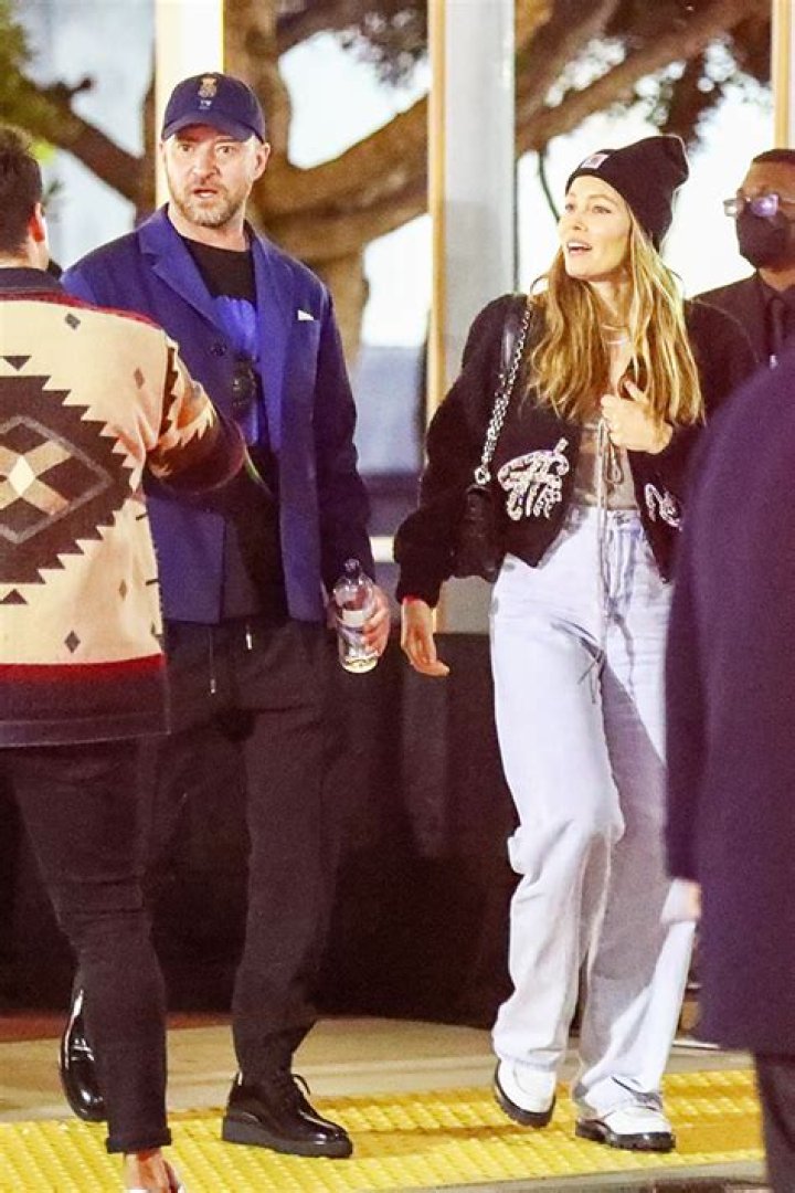 Justin Timberlake & Jessica Biel Attend A SZA Concert In Los Angeles – Hollywood Life