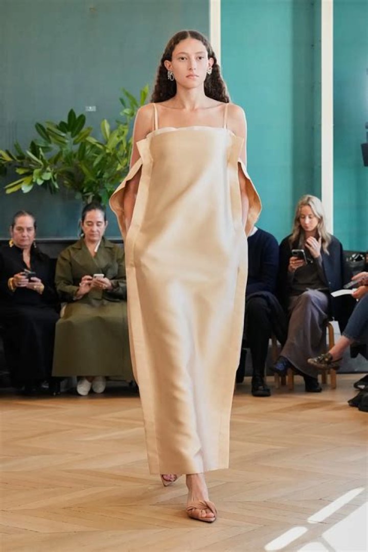 Best Dressed At Paris Couture Fashion Week: Kaia Gerber, Bella Hadid & More Stars 