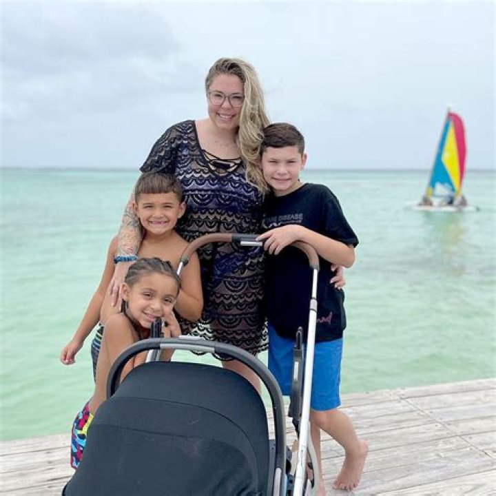 Kailyn Lowry Takes A Dominican Republic Vacation With Her 4 Kids: ‘Chaos’ — See Photos