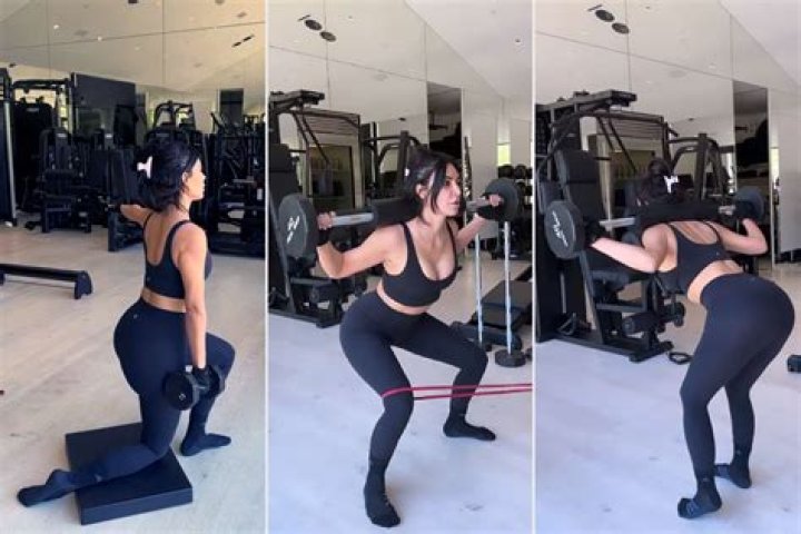 11 Best KarJenner Fitness Pics To Get You Motivated In The New Year: Gym Selfies & More