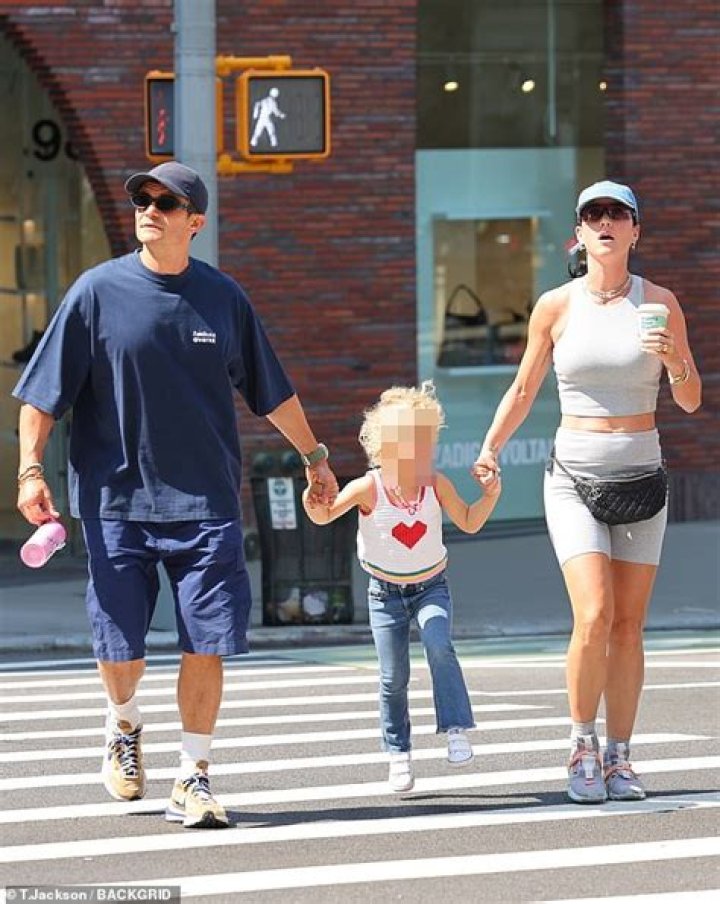 Katy Perry Cradles Daughter Daisy, 1, In Her Arms While Out With Her Mom In LA