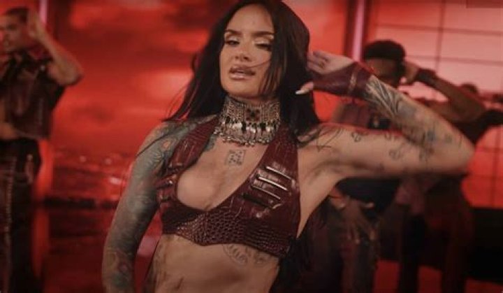 Kehlani Comes Out As Lesbian In Video After Holding Hands With SZA – Hollywood Life