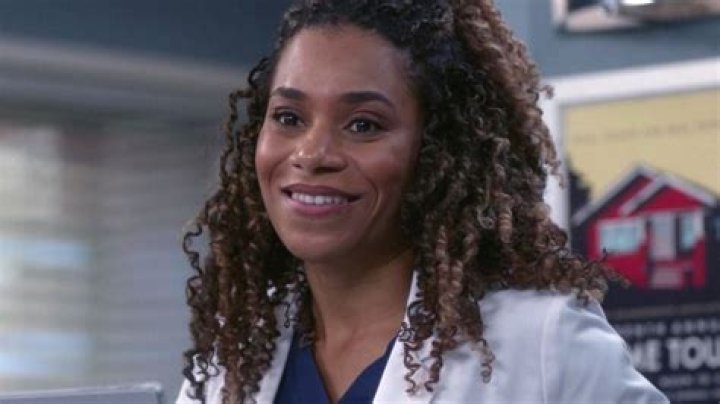 Kelly McCreary Urges Women Not To Ignore Fibroids After Revealing Painful Experience