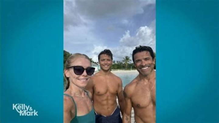 Kelly Ripa’s Sons Michael, 23, & Joaquin, 17, Look So Grown Up In Her National Sons’ Day Tribute