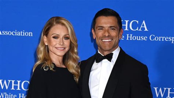 Kelly Ripa Sizzles in Black Swimsuit With Shirtless Mark Consuelos – Hollywood Life