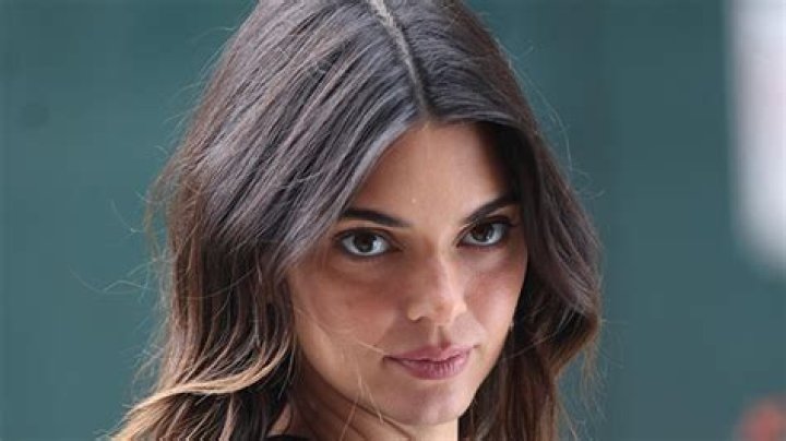 Kendall Jenner Doesn’t Travel Without Her Favorite Lip Balm