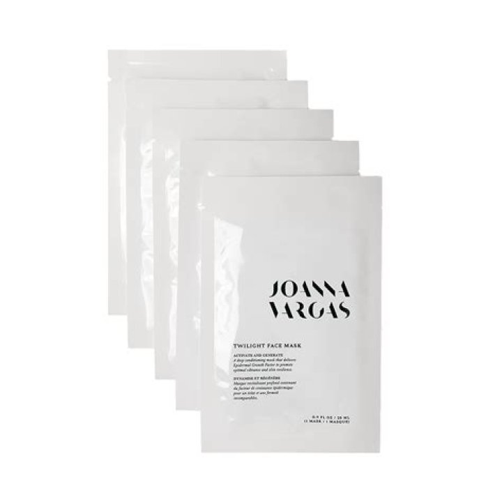 This Is The Exact Face Mask Kim Cattrall Used For Her Iconic Samantha Jones Comeback On ‘AJLT’