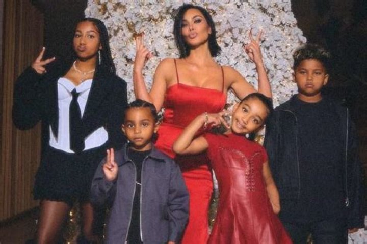 Kim Kardashian Apologizes To Family For Kanye West’s Behavior: ‘I Can’t Control’ It