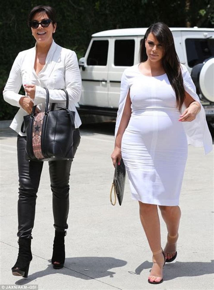 SUPER SWOLLEN — Them Dogs Are Barking – Hollywood Life