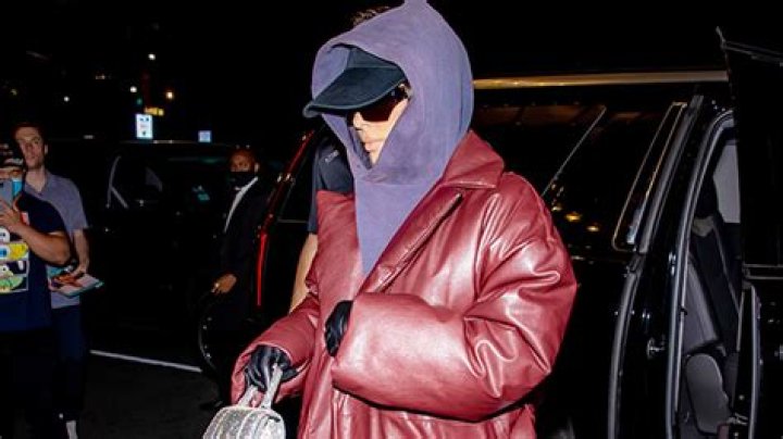 Kim Kardashian’s Yeezy Hoodie Kanye West Outfit – Photos – Hollywood Life