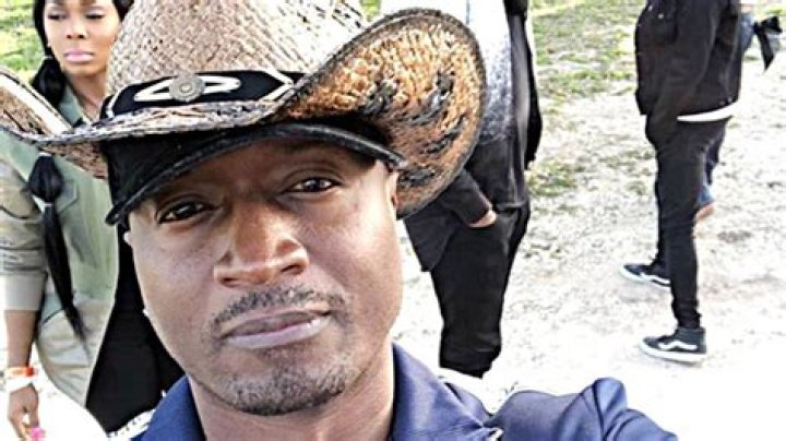 See First Pic Of Father & Son Reunion – Hollywood Life