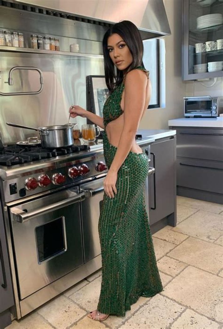 Kourtney Kardashian Stuns In Green Lace Bikini: Plus 2 More Sexy Looks In The Same Color