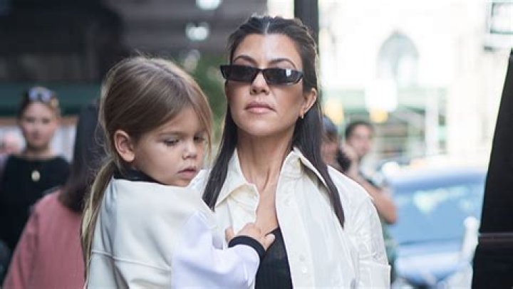 Kourtney Kardashian & Scott Disick Shamed Over Reign’s Long Hair – Hollywood Life