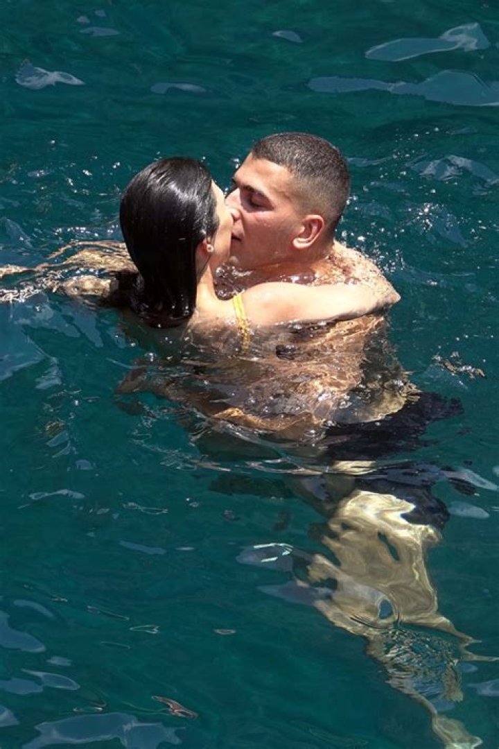 Kourtney Kardashian & Younes Bendjima Have Steamy Makeout While She Stuns In Bikini — See Pic
